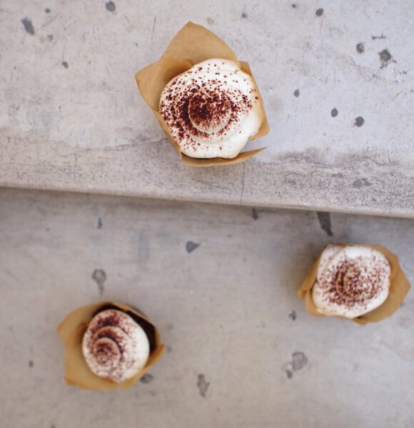 Cupcakes s červenou řepou a krémem z Lučiny